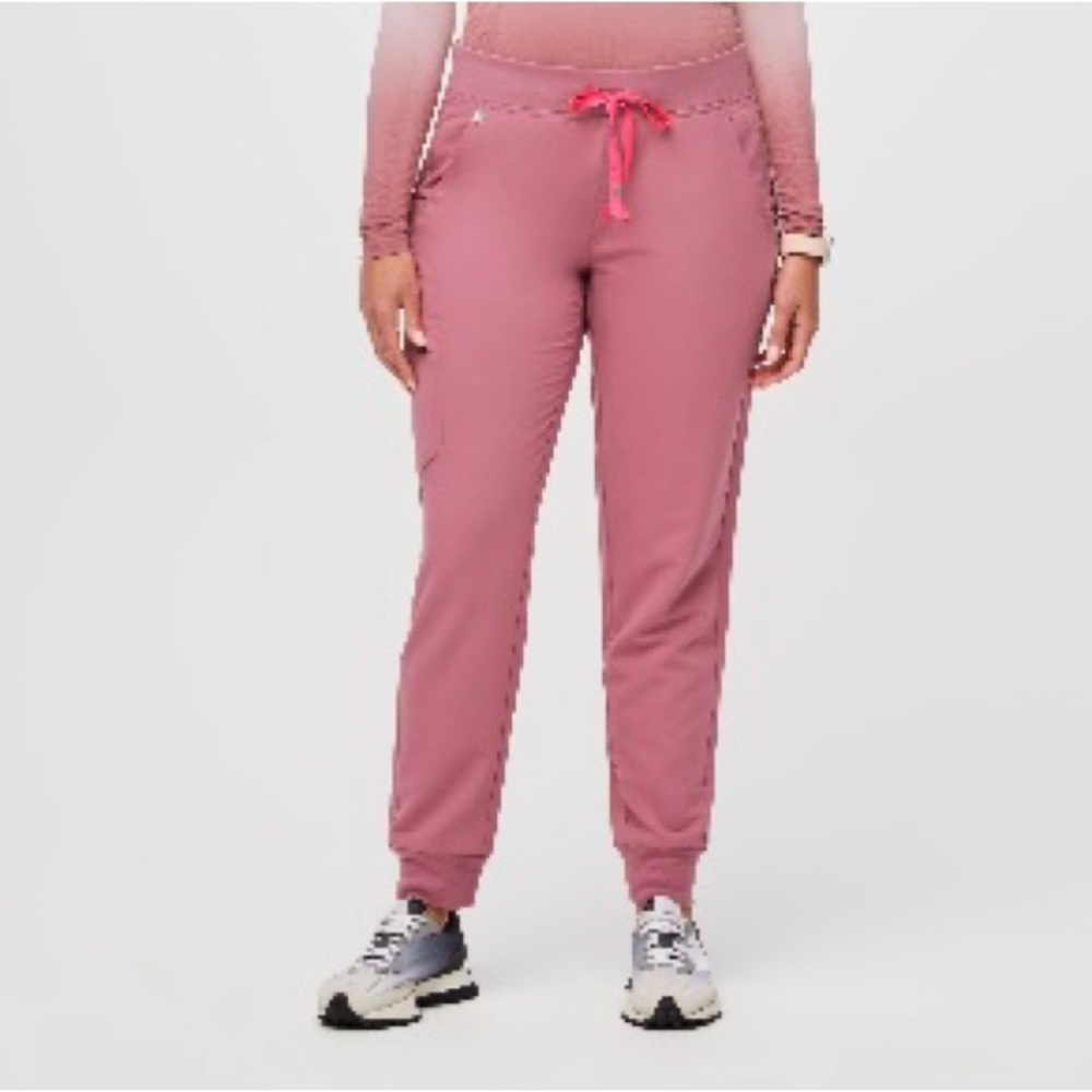 Figs Women’s Quartz BCA Zamora - Petite Jogger Scrub Pants, Large Petite